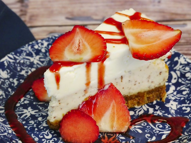 Strawberry Butter Pecan Cheesecake